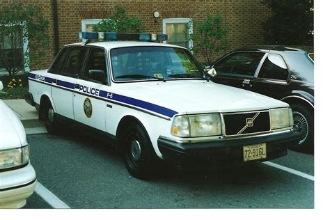 Pragmatic Police: Volvo 240 Cop Car | Barn Finds