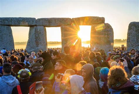 Stonehenge Summer Solstice 2024 Tickets - Hatti Koralle