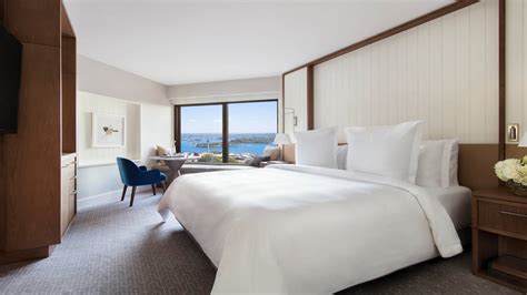 5 Star Hotel Room With Sydney Harbour View | Four Seasons Hotel Sydney