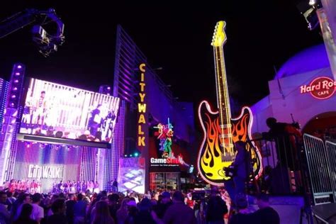 8 Orlando Nightlife Experiences That Will Blow Your Mind