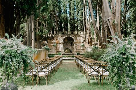 Tuscan wedding villa with view