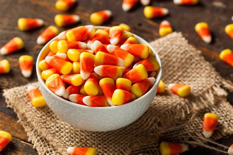 Halloween Candy Facts | Reader's Digest