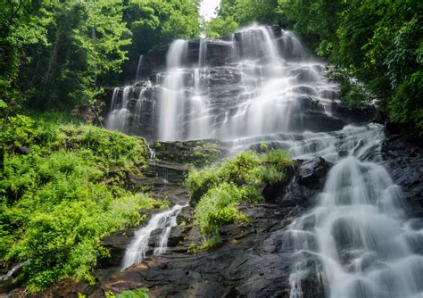 The Best Day Hikes and Trails Near Atlanta, Georgia