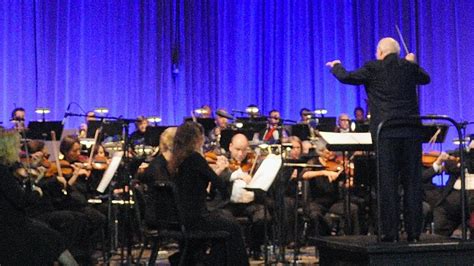 John Williams conducts surprise concert at Star Wars Celebration 2017 ...