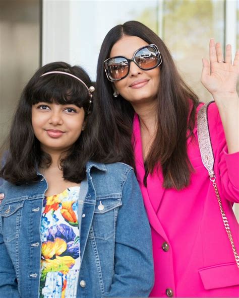 Aishwarya Rai's Daughter Aaradhya Bachchan Seen In Adorable School ...