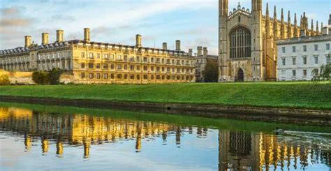 Cambridge: Guided Punting Tour | GetYourGuide