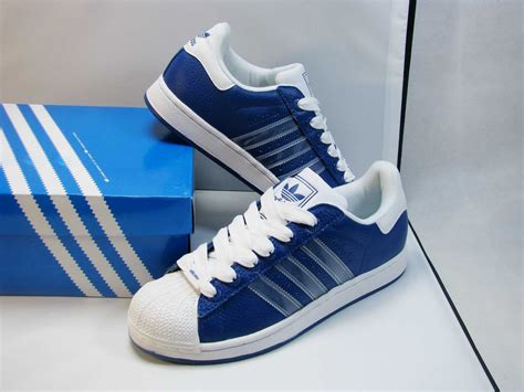 Tuesday Shoe Day: Adidas | jeracgallero