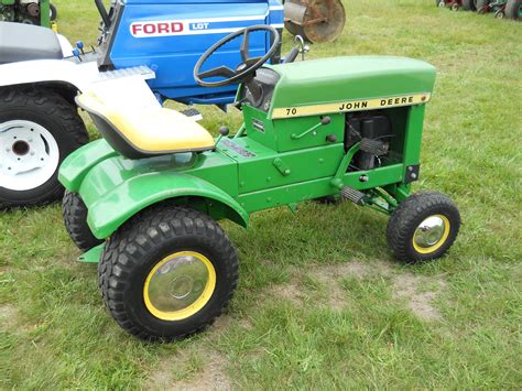 Old John Deere Lawn Tractors