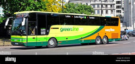 Green Line Easy Bus coach on route 757 leaving London for Luton Stock ...