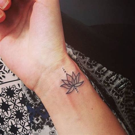 100+ Most Popular Lotus Tattoos Ideas for Women | Tatoeage ideeën ...