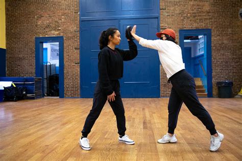 Self-defense classes for Asian and Pacific Islander women make them ...