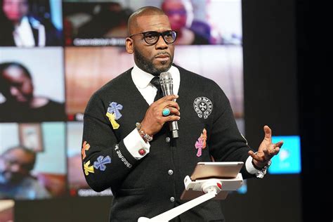 Pastor Jamal Bryant Apologizes For Remarks About To Late YouTuber Kevin ...