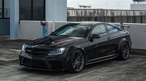 Mercedes-Benz C63 AMG Coupe Black Edition - Miami Lusso