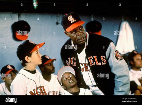 Angels in the outfield 1994 hi-res stock photography and images - Alamy