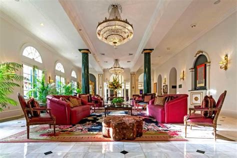 Book a Room at One of The US's 9 Most Haunted Hotels | New orleans ...