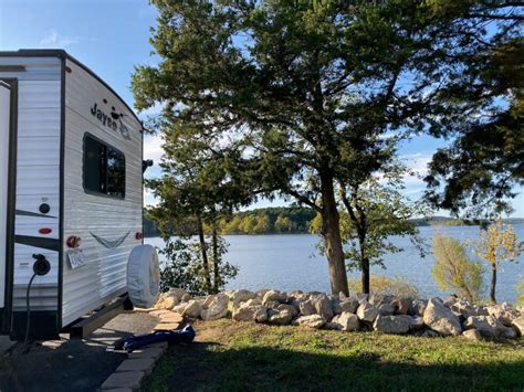 8 Waterfront Campgrounds with Gorgeous Views - The RV Atlas