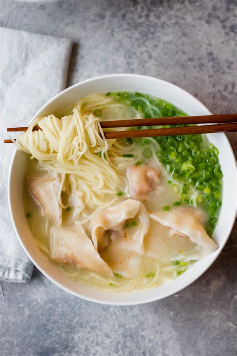 wonton noodle soup | Wonton noodle soup, Food, Soup recipes