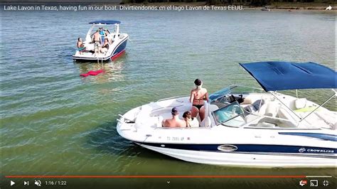 Lake Lavon in Texas, having fun in our boat. Divirtiendonos en el lago ...