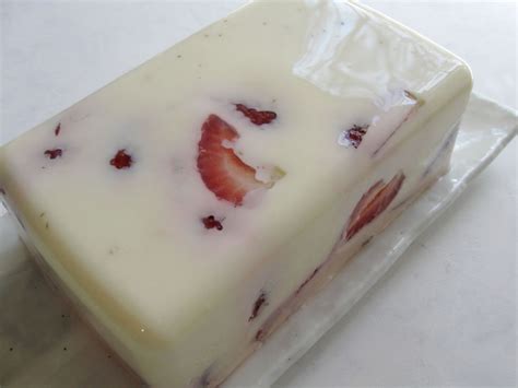 Creamy Milk Kanten Jelly with Fruit – Hiroko's Recipes