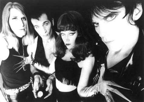 The Cramps - rock band - MOV!ES and MAN!A