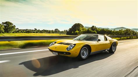 Lamborghini Miura: 100 Cars That Matter