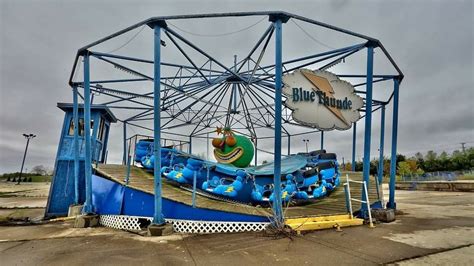 Abandoned Amusement Parks, Amusement Park Rides, Abandoned Buildings ...