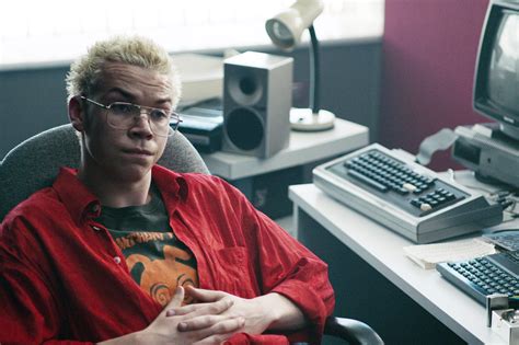 Who Plays Colin in Black Mirror: Bandersnatch? | POPSUGAR Entertainment UK