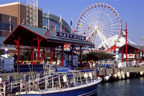 Navy Pier and the Infamous Ferris Wheel Chicago, IL - This was fun with ...