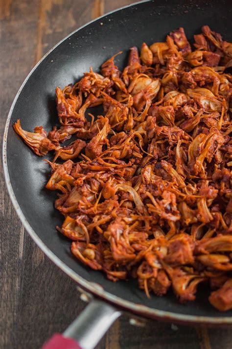 The Ultimate Jackfruit "Pulled Pork" Recipe with Tangy Homemade BBQ ...