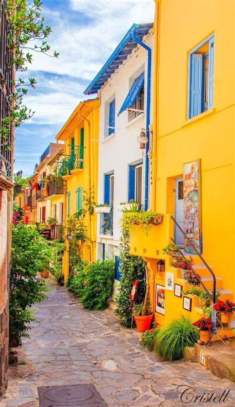 Discovering the colours of collioure france – Artofit