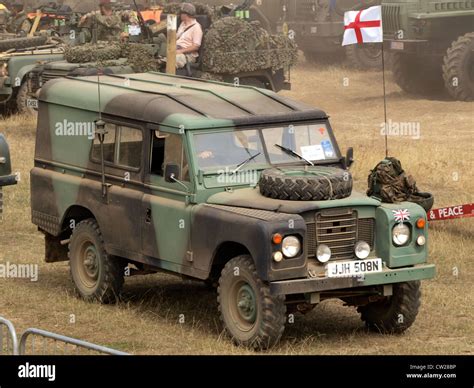 Land Rover 109 S111 Stock Photo - Alamy