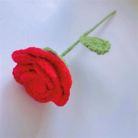 Crochet Rose Flower Hand-Woven Rose Bouquet Wool DIY Artificial Flower ...