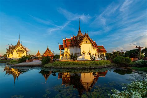 Bangkok Beyond the Ordinary: Insider Recommendations and Top Attractions