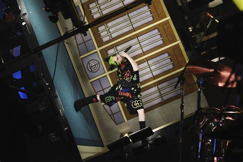 Billie Eilish Danced On The Ceiling In Her 'SNL' Debut: Watch - Stereogum