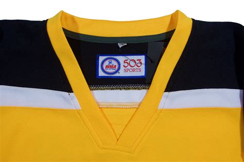 Cincinnati Stingers jersey, collar (1975/76-1978/79) | Flickr