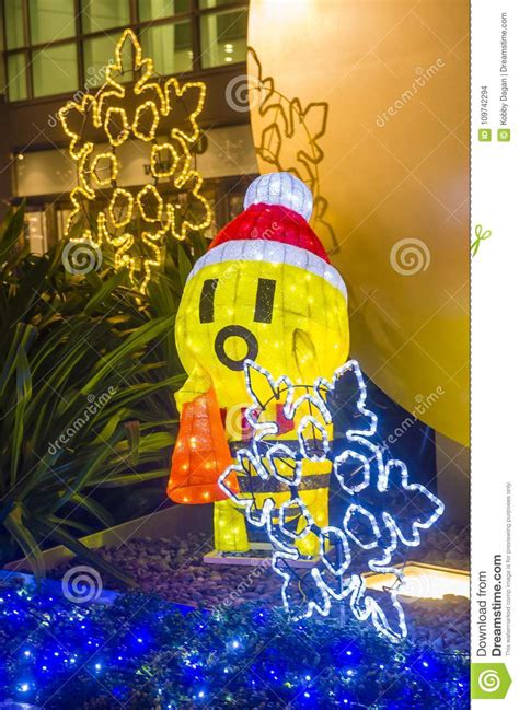 Taipei, Taiwan Christmas Lights Editorial Stock Image - Image of ...