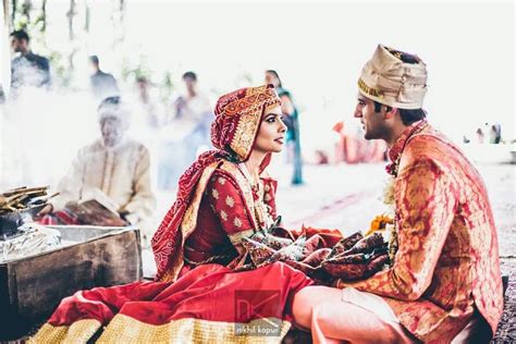 Kashmiri Pandit Wedding: Beautiful Culture & Traditions of the Valley