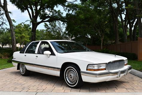 1992 Buick Roadmaster Limited | Primo Classics International LLC