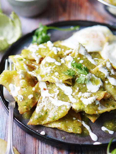 Authentic Chilaquiles Verde Recipe | Bryont Blog