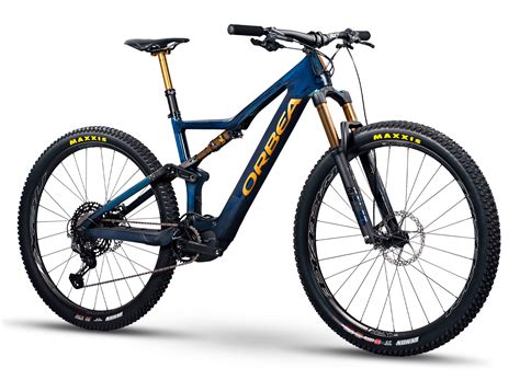 The New Orbea Rise Electric Trail Bike Weighs Just 36 Pounds ...