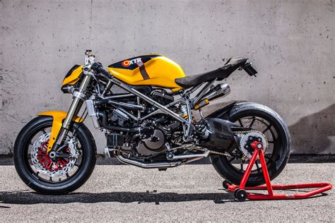 Ducati 848 Custom Street Fighter by XTR Pepo - Doud Maquina