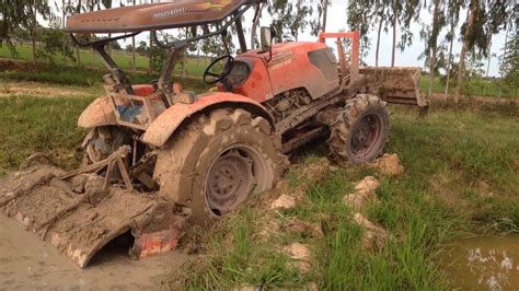 Tractor Stuck In Mud compilation | Most Amazing Modern Machines ...