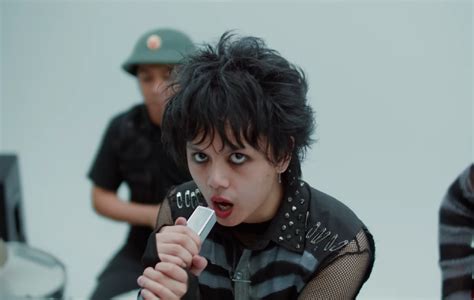 Zild Benitez wears his emo influences on his sleeves in the music video ...