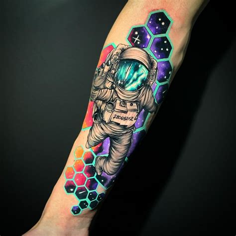 Astrounaut Tattoo | Astronaut tattoo, Space tattoo sleeve, Unusual tattoo