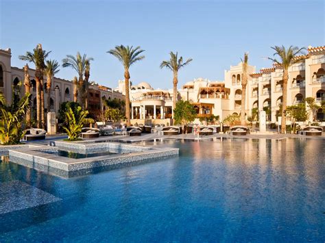 Hotel Review: Grand Palace, Hurghada, Egypt