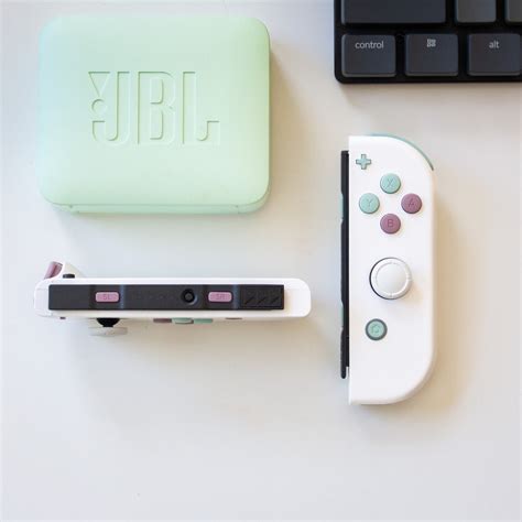 Custom JoyCons Nintendo Switch Joy-Con Controller Mods White with Grey ...