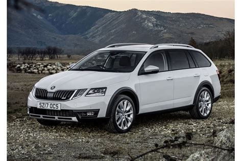 Skoda Octavia Scout Review (2019) | Parkers