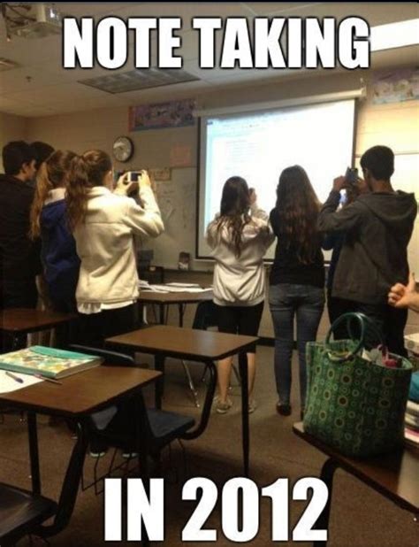 How modern students take notes lol | Laugh, I love to laugh, Humor