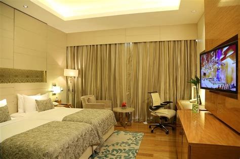 Taj City Centre Gurugram (Gurugram (Gurgaon)) - Hotel Reviews, Photos ...