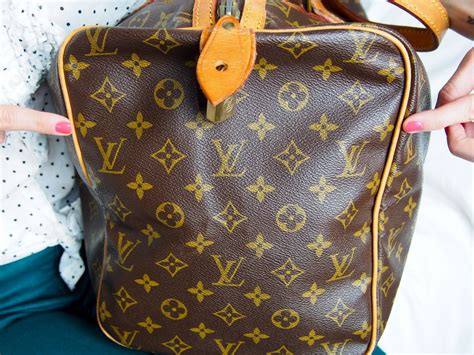 how to spot a fake LOUIS VUITTON - everything lines up | Louis vuitton ...